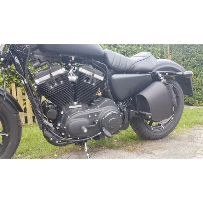 BBP Custom Schwarze Road-Seitentasche, passend für Harley-Davidson Street Bob und Sportster IMG 20191027 WA0007 480x480 1 jpg