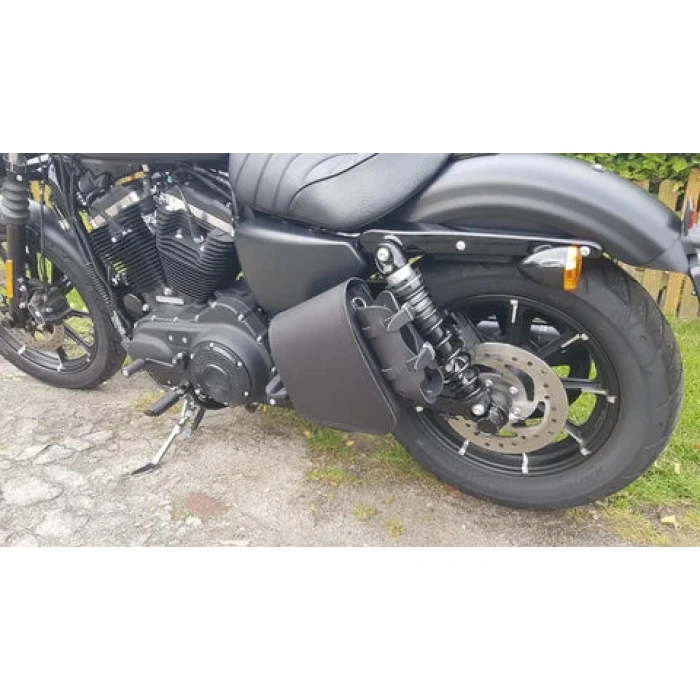 BBP Custom Schwarze Road-Seitentasche, passend für Harley-Davidson Street Bob und Sportster IMG 20191027 WA0016 480x480 1 jpg