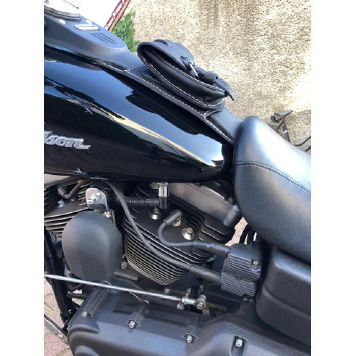 BBP Custom Tankpad schwarz/weiß passend für Harley-Davidson Dyna Street Bob Lowrider bis 2017 IMG 20201107