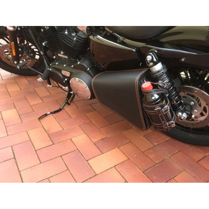 BBP Custom Saubere orangefarbene Seitentasche mit Flaschenhalter, passend für Harley-Davidson Sportster