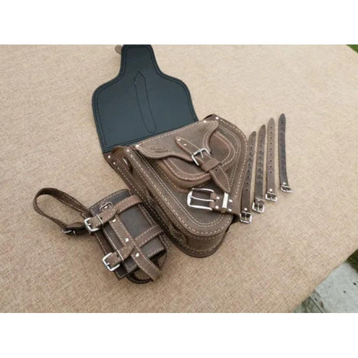 BBP Custom Hades Brown Swing Bag mit Flaschenhalter, passend für Harley-Davidson Softail IMG 20190925 104125 480x480 jpg