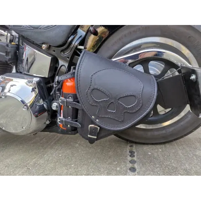 BBP Custom Schwarze Diablo Skull Swing-Tasche mit Flaschenhalter, passend für Harley-Davidson Softail IMG 20200327 105959 scaled 480x480 jpg