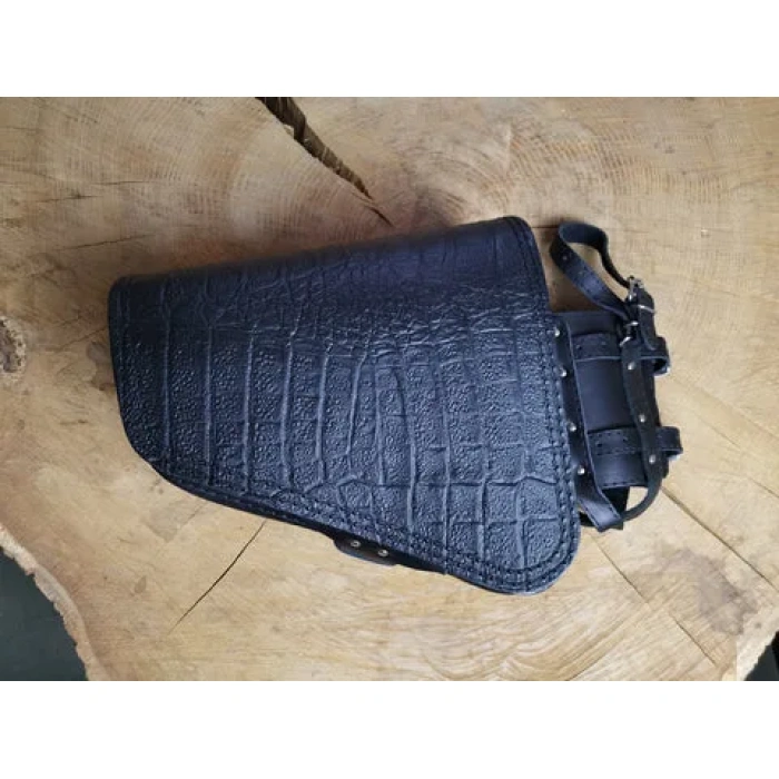 BBP Custom Clean Croco Black Seitentasche mit Flaschenhalter, passend für Harley-Davidson Sportster IMG 20210726 135918 480x480 jpg