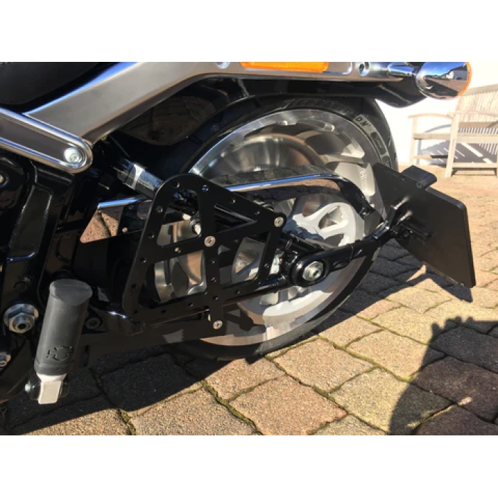 BBP Custom Schwingentaschenhalter passend für Harley-Davidson Softail von 2018 bis heute WhatsAppImage2022 07