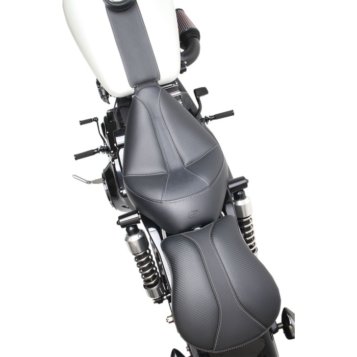 BBP Custom SOLO SEAT DOMINATOR FRONT VINYL|SADDLEGEL™|GEL CHANNEL™ CARBON LOOK 08030498 jpg